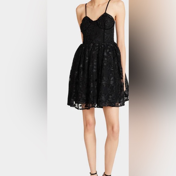 BETSY JOHNSON LUCIA MINI DRESS BLACK LACE SIZE XS NWT - Picture 1 of 13